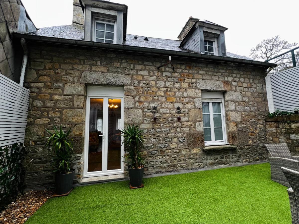 A La Maison - Hebergement De Luxe Domfront  Exterior foto